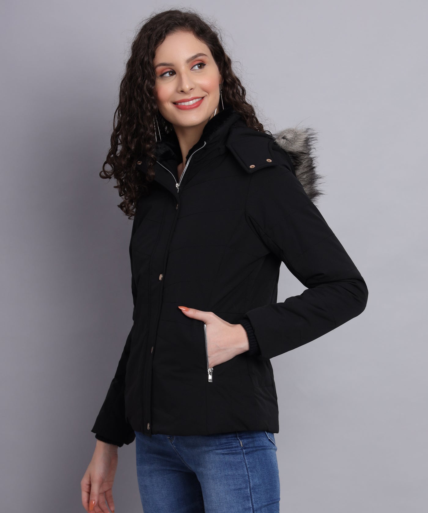 AW6144-BLACK